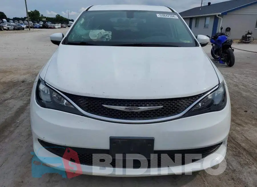 2C4RC1CG8MR580140 Photo# 5