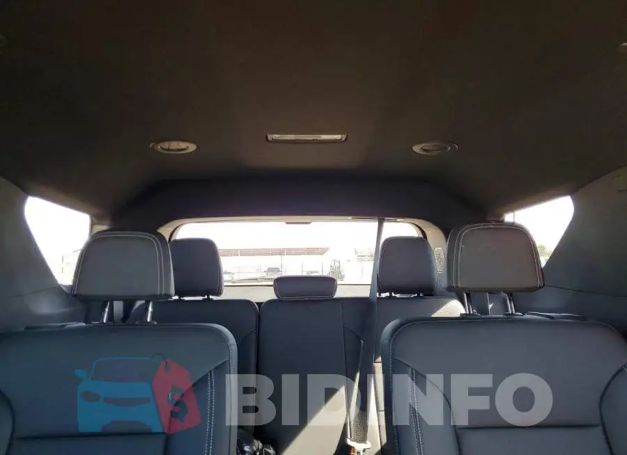 1GNERGKS5TJ272018 Photo# 10