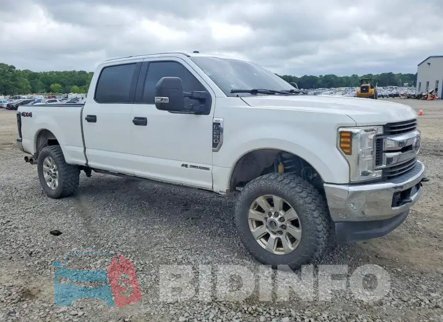 1FT7W2BT7KED75745 Photo# 4