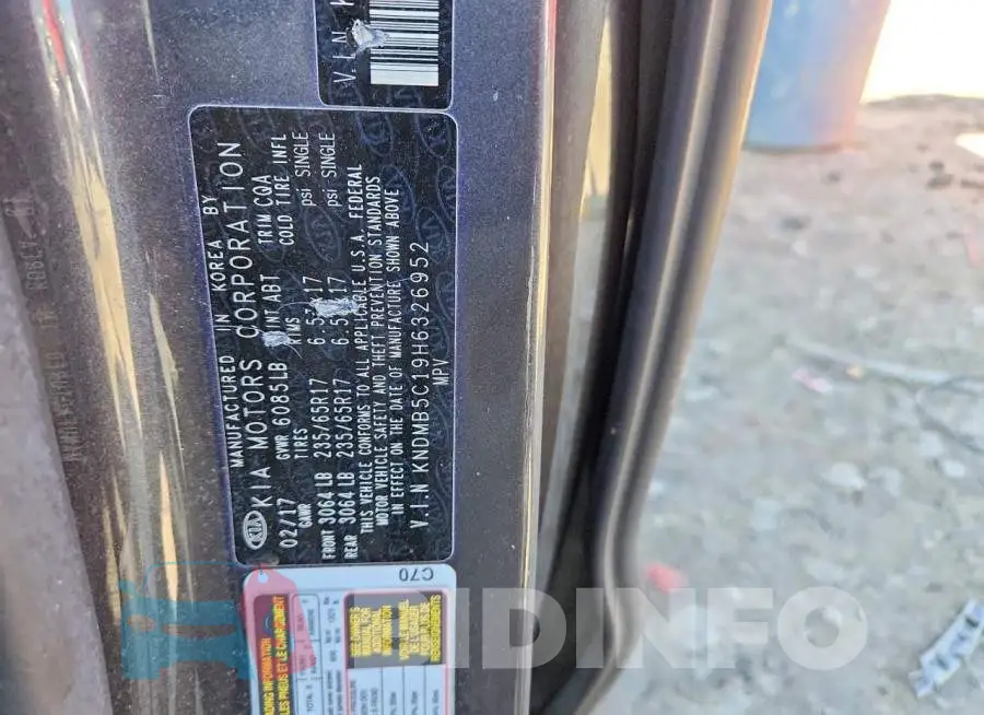 KNDMB5C19H6326952 Photo# 13