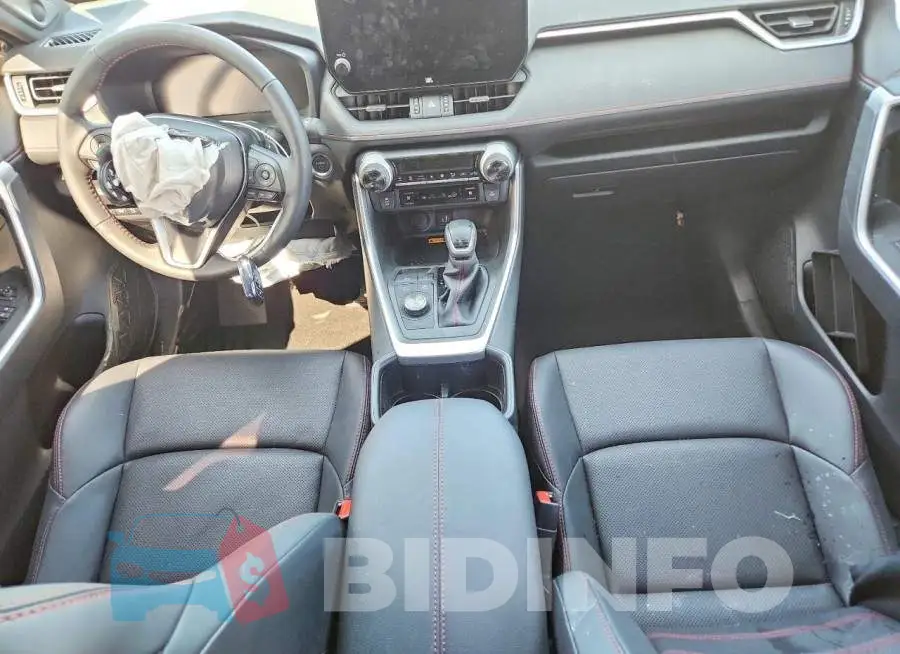 JTMFB3FV3SD283692 Photo# 8