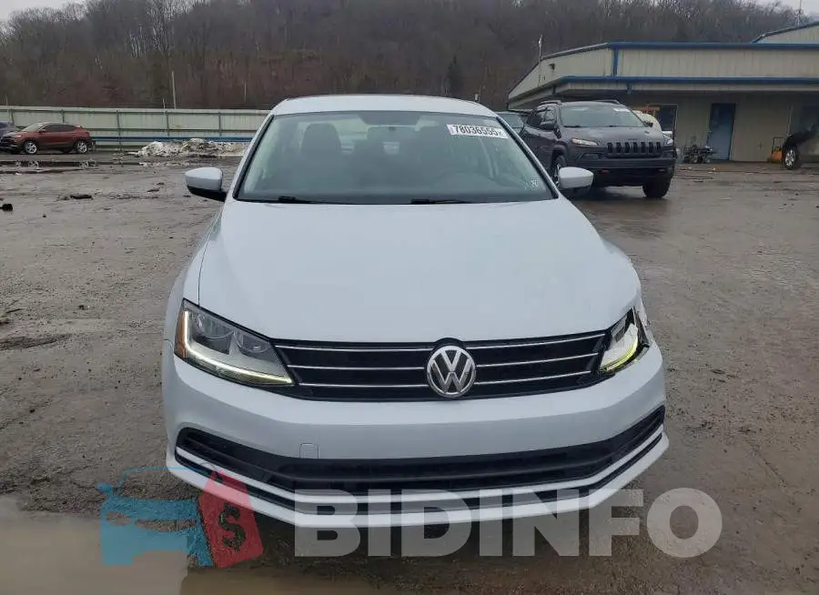 3VW2B7AJXHM414895 Photo# 5