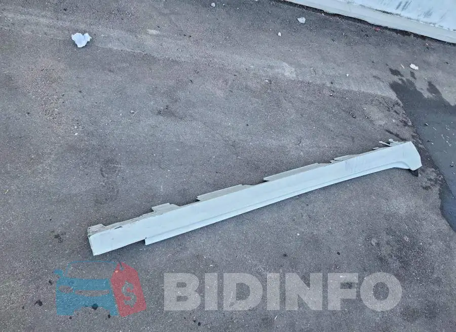 19UUB5F48PA005293 Photo# 12