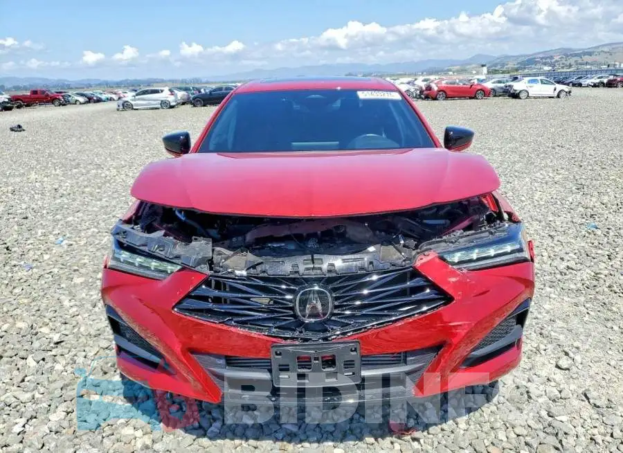 19UUB6F55RA000974 Photo# 5