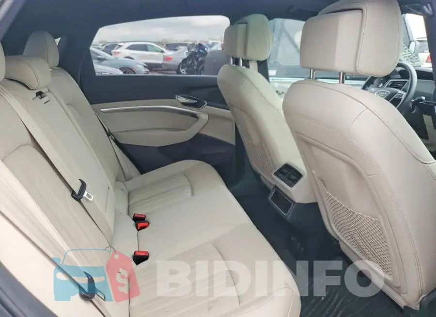 WA1CAAGE0RB007771 Photo# 10