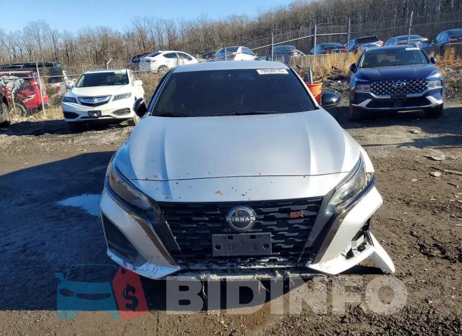 1N4BL4CV2PN398202 Photo# 5