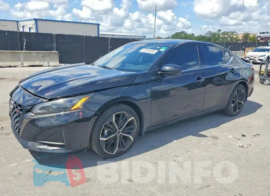 1N4BL4CV7PN364563 Photo# 1
