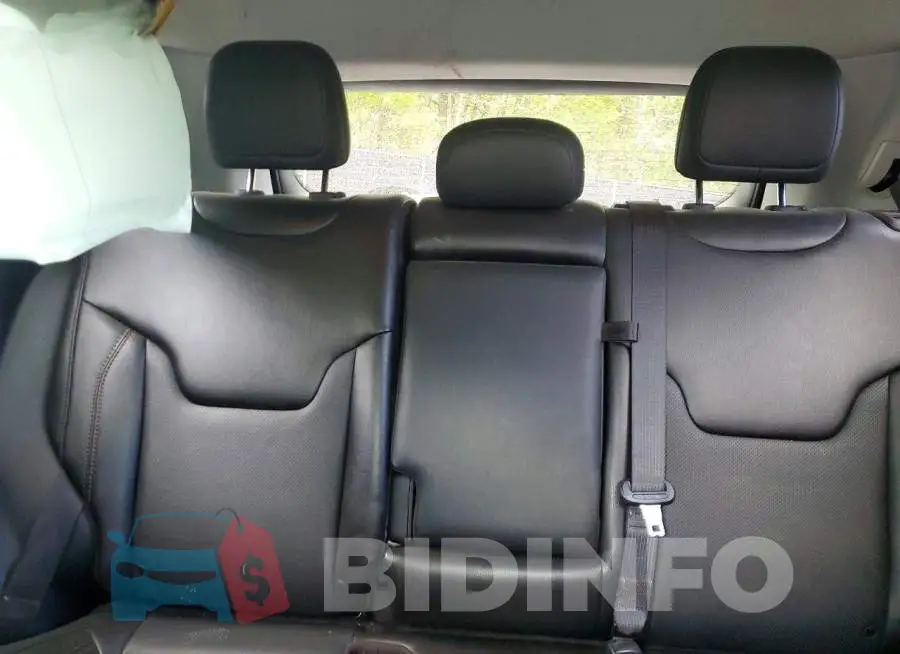 3C4NJDCB5LT161202 Photo# 10