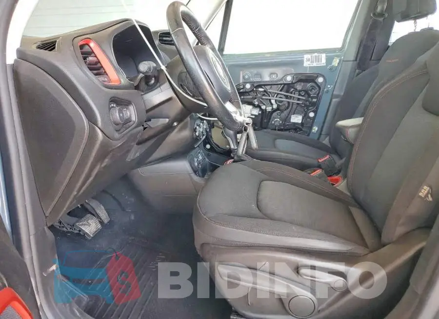 ZACCJBCB7HPE41617 Photo# 7