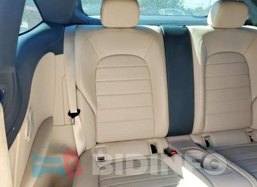 WDDWJ4JB3JF721707 Photo# 10