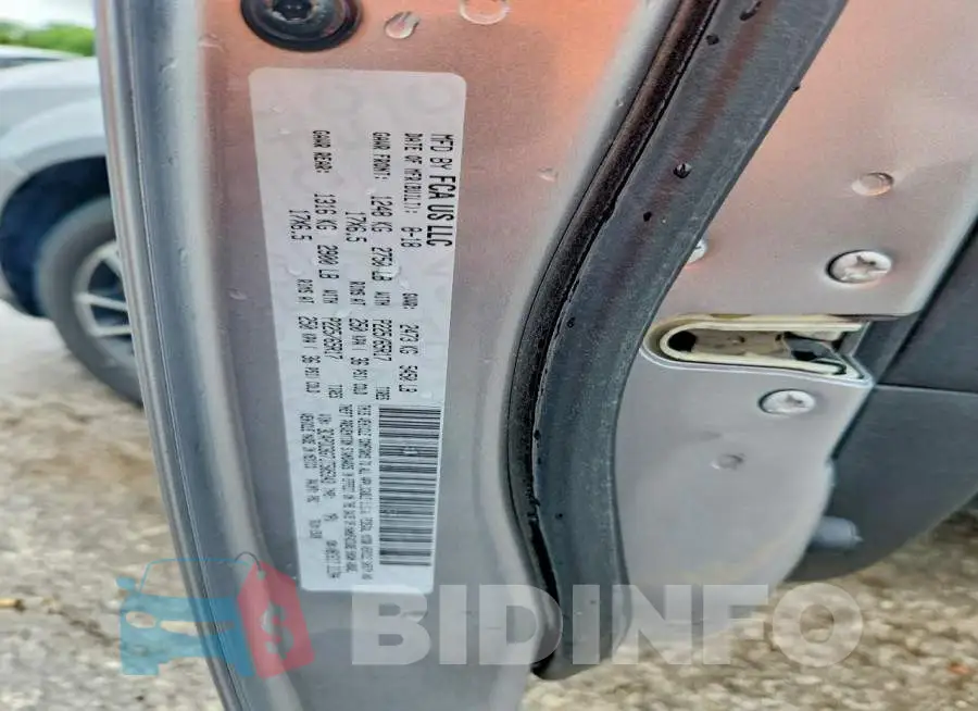 3C4PDCBG7JT505343 Photo# 13