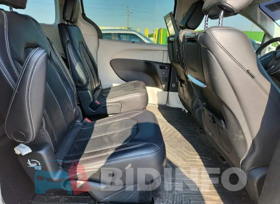 2C4RC3BG9NR183972 Photo# 11
