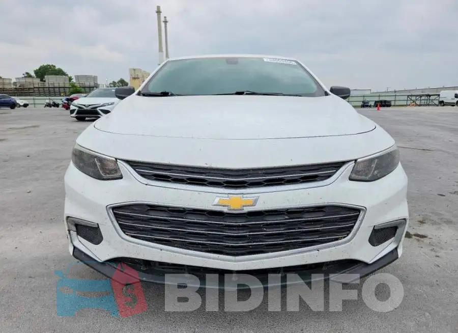 1G1ZB5ST2HF113035 Photo# 5