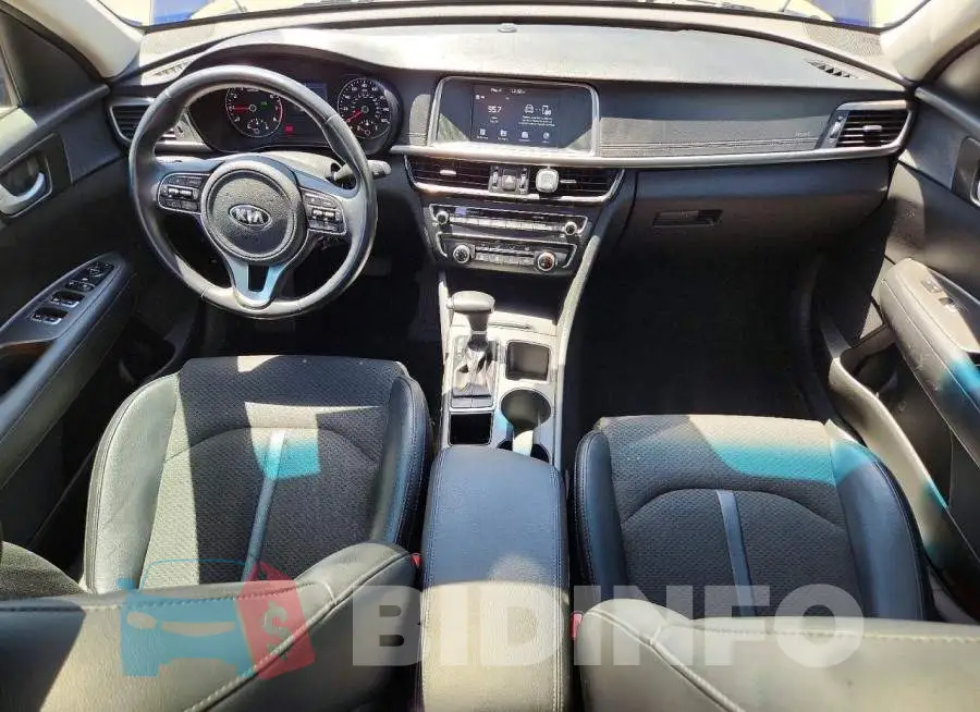5XXGT4L39JG241347 Photo# 8