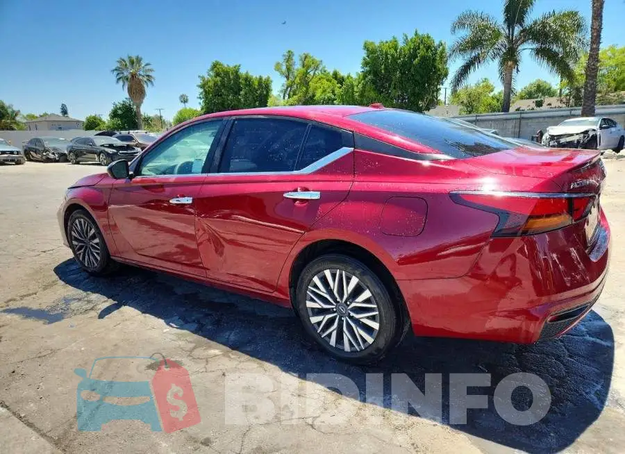 1N4BL4DV7RN398505 Photo# 2