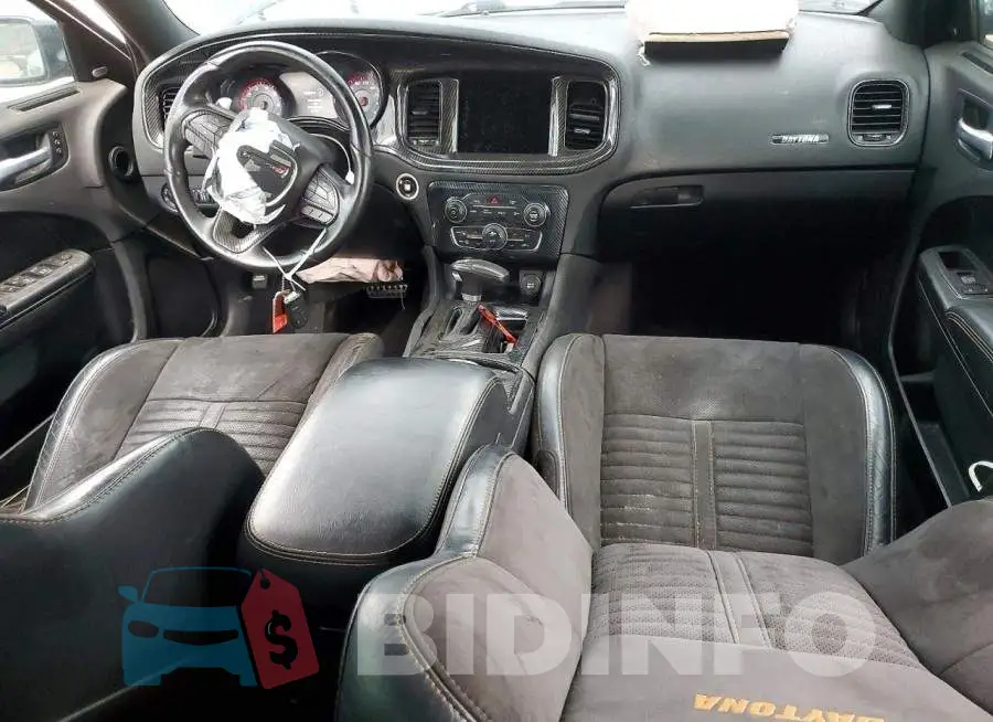 2C3CDXGJ7HH518272 Photo# 8