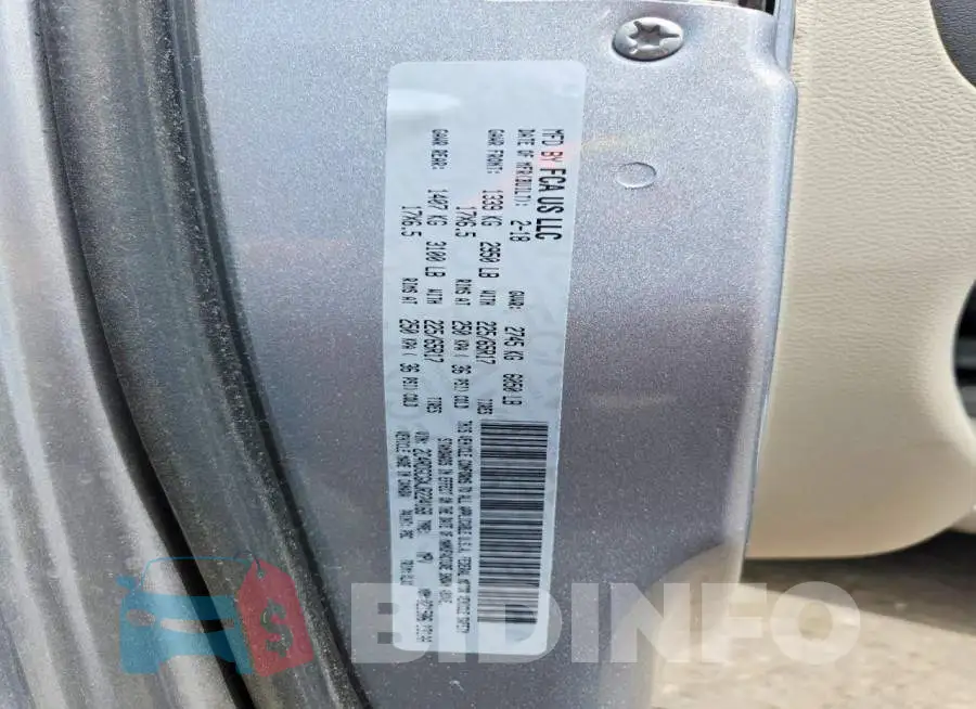 2C4RDGCGXJR224168 Photo# 13