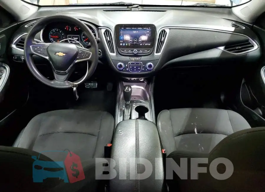 1G1ZD5STXLF111925 Photo# 8