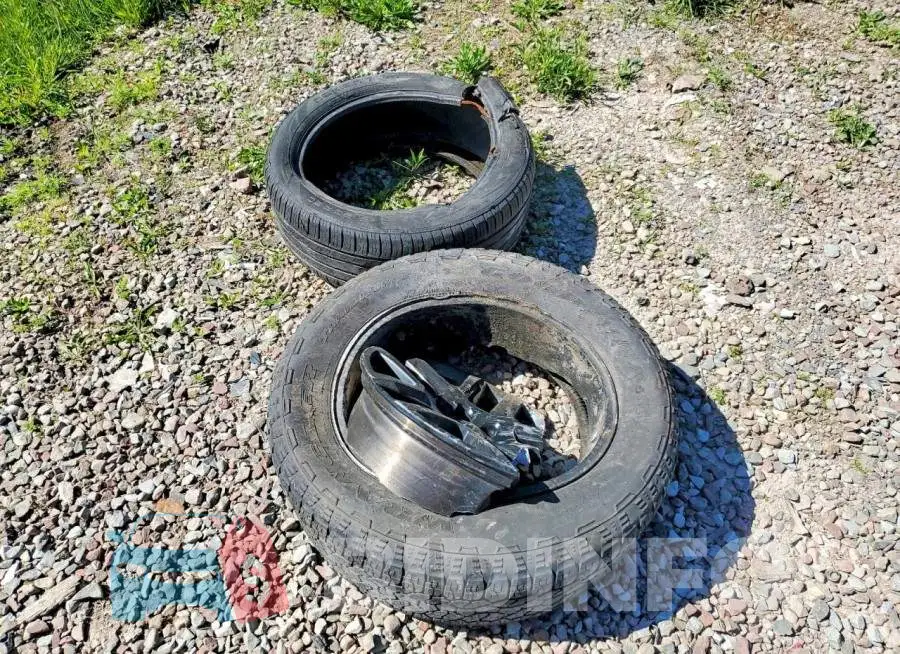 1GCUKEE86SZ214609 Photo# 12