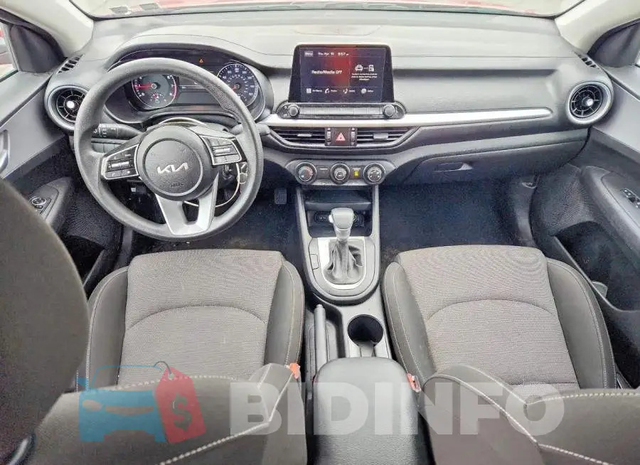 3KPF24AD2PE610531 Photo# 8