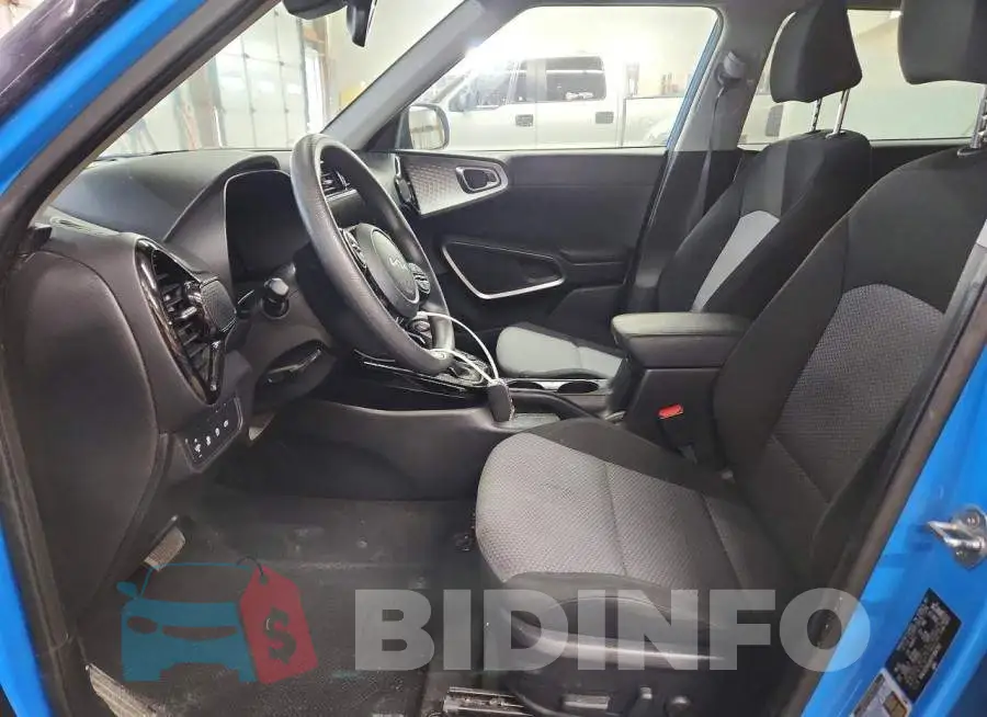 KNDJ23AUXP7189792 Photo# 7