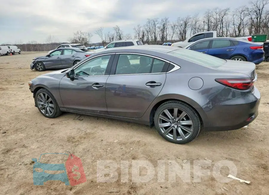 JM1GL1VMXM1617817 Photo# 2