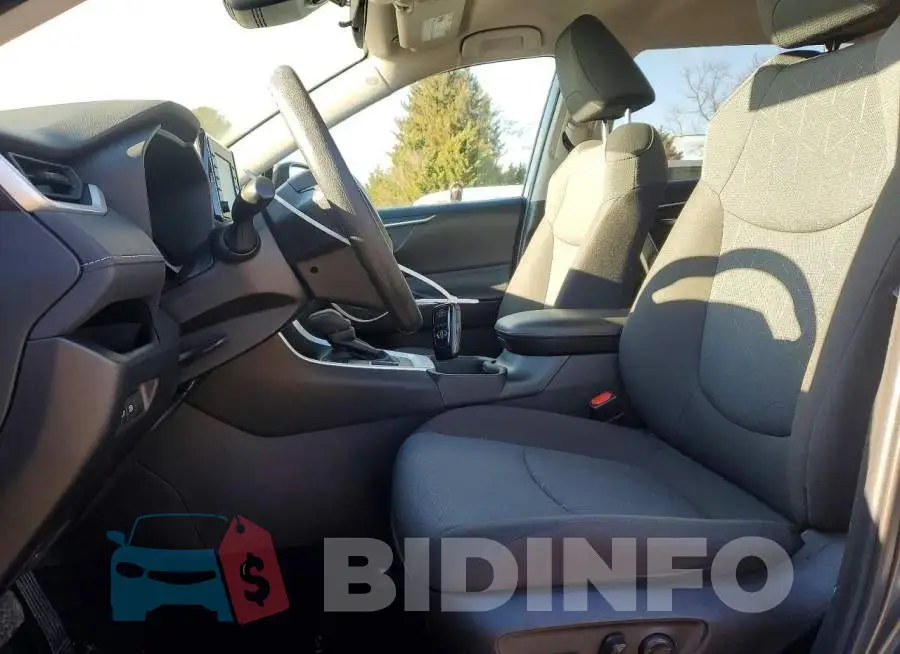 2T3P1RFV5NC269845 Photo# 7
