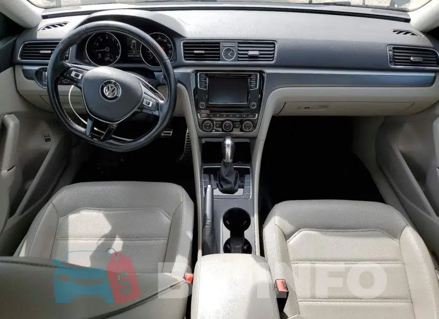 1VWDT7A37HC063291 Photo# 8