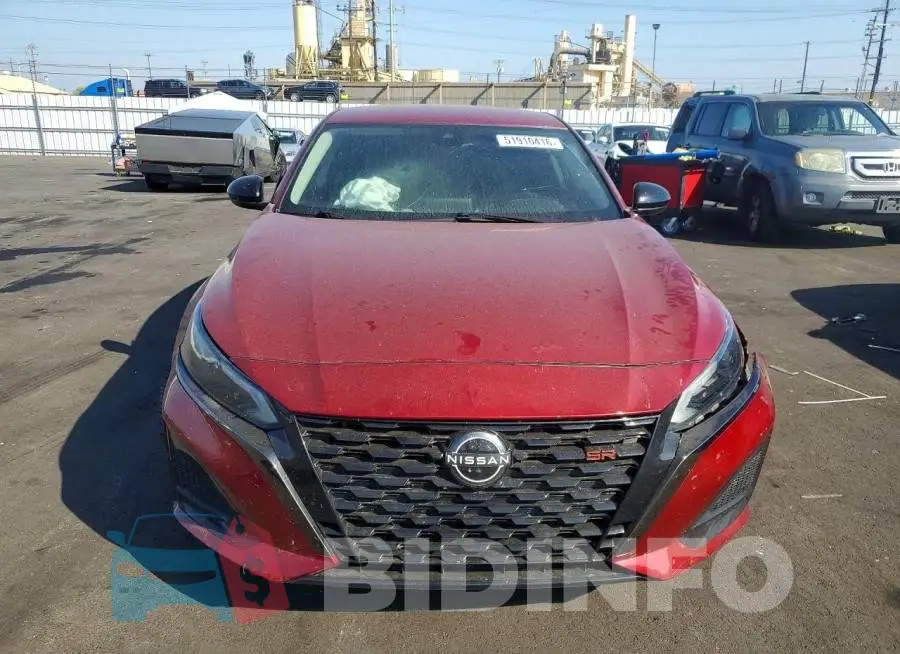 1N4BL4CV1PN315181 Photo# 5