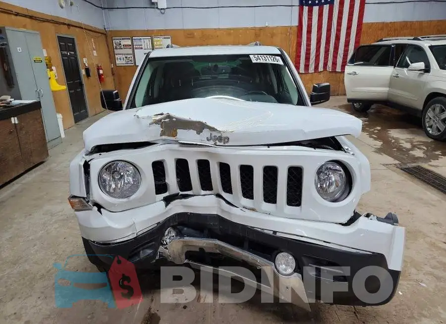1C4NJRFB4HD195234 Photo# 5