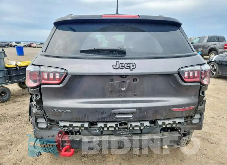3C4NJDDB4NT225828 Photo# 6