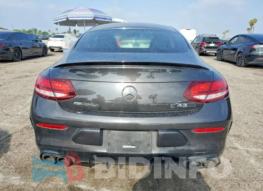 WDDWJ6EB2KF862078 Photo# 6