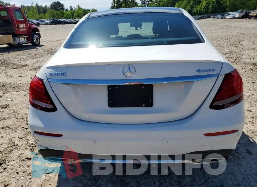 WDDZF4KB2HA212664 Photo# 6