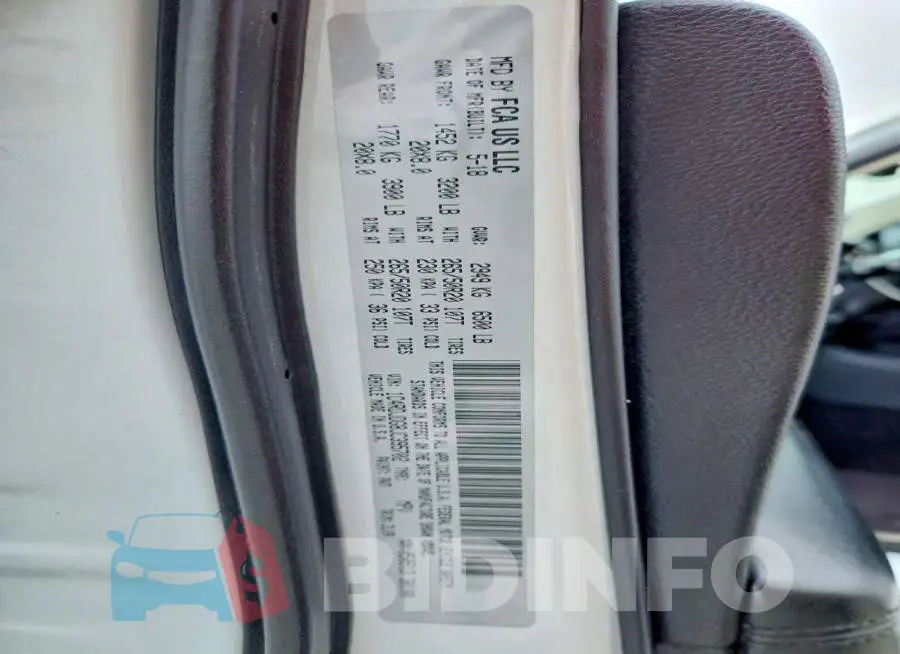 1C4RDJDG8JC395702 Photo# 13
