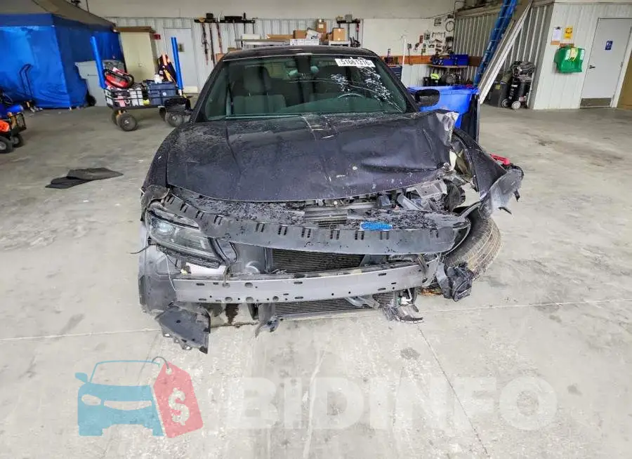 2C3CDXBG8PH647535 Photo# 5
