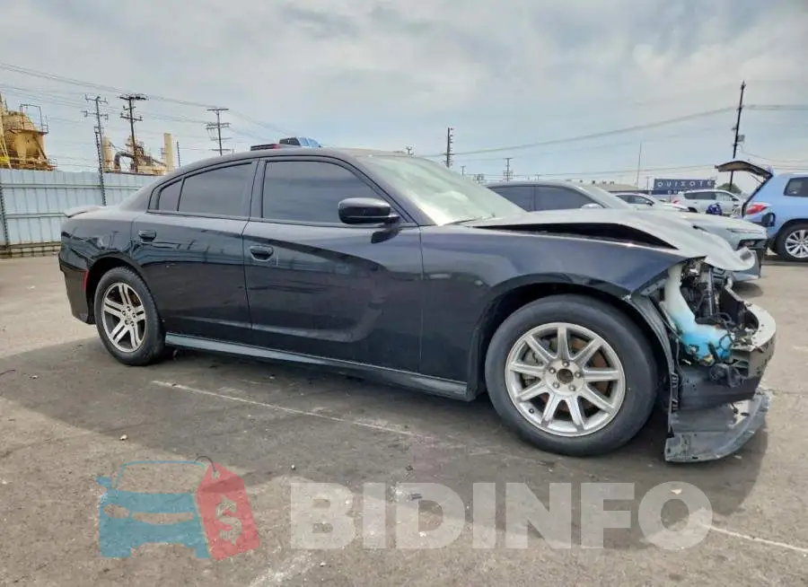 2C3CDXHG7PH615523 Photo# 4