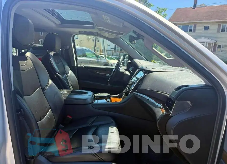 1GYS4BKJ6LR156326 Photo# 8