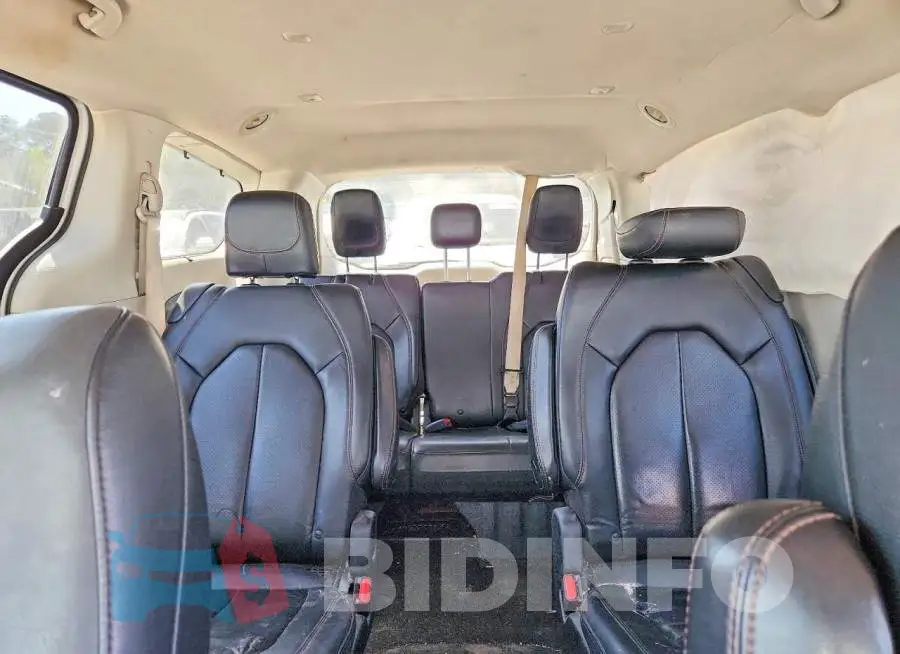 2C4RC1BGXLR284956 Photo# 10