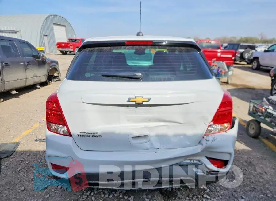 KL7CJNSB1JB699373 Photo# 6