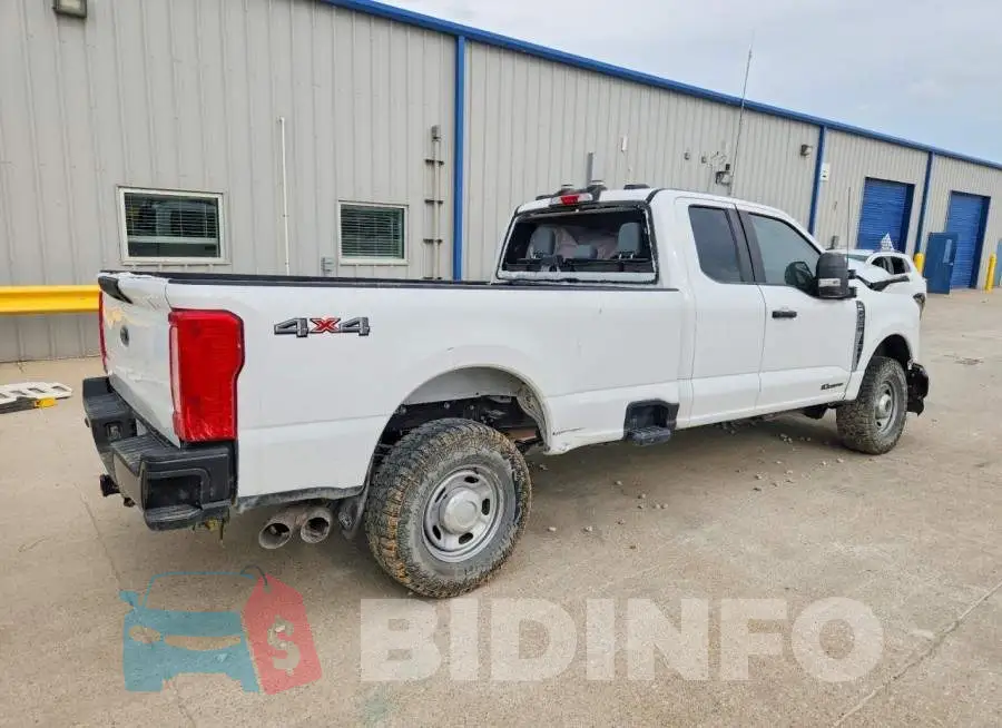 1FT7X2BT6REC44393 Photo# 3