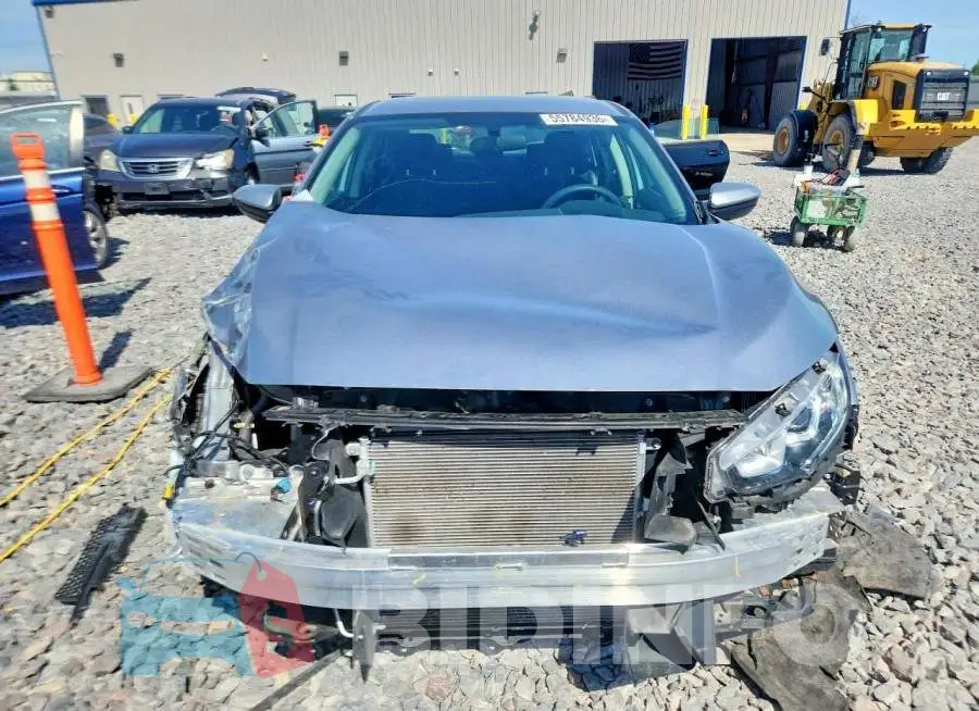19XFC2F55HE007898 Photo# 5