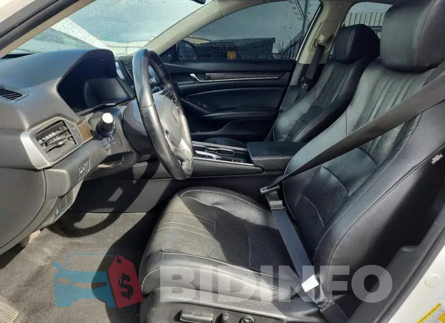 1HGCV1F53KA058982 Photo# 7