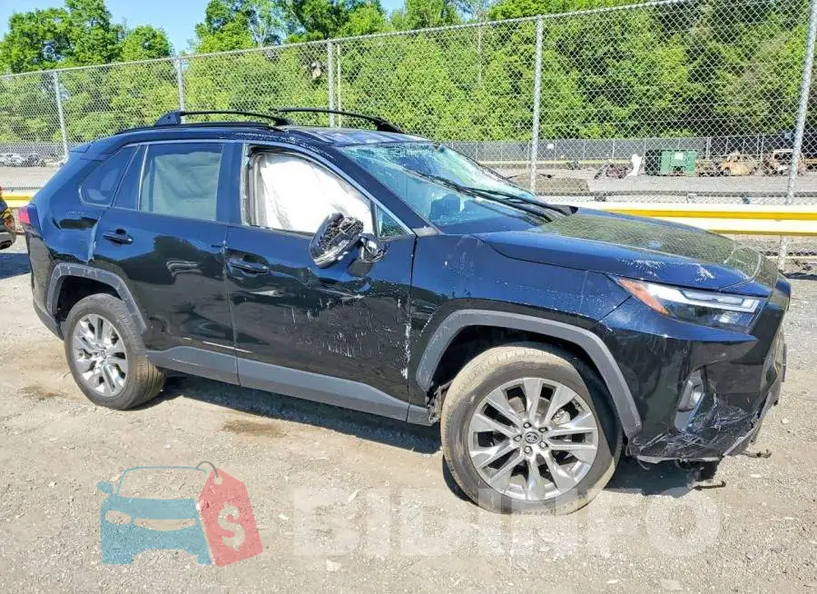 2T3A1RFV5RC425832 Photo# 4