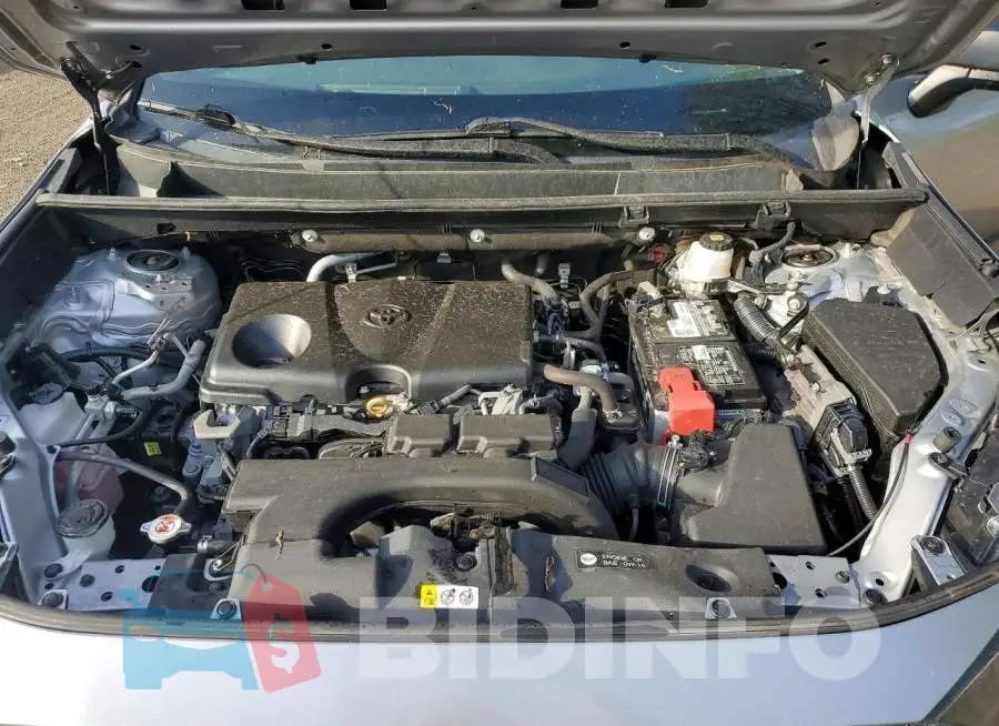 2T3F1RFV8KW052957 Photo# 12