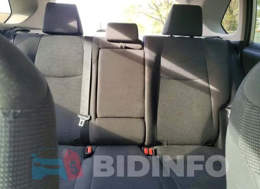 2T3F1RFV8KW052957 Photo# 10