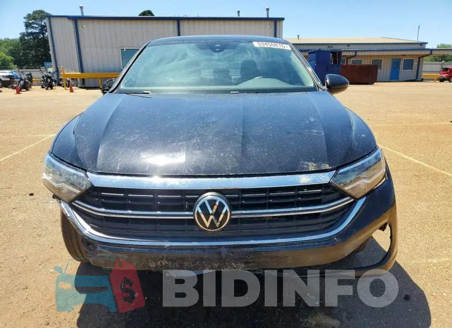 3VW7M7BU9RM025806 Photo# 5
