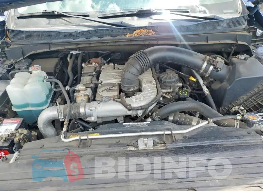 1N6BA1F40KN529649 Photo# 11