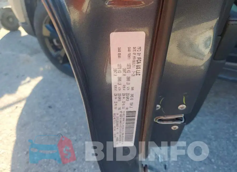 1C4PJMLB3KD490025 Photo# 13