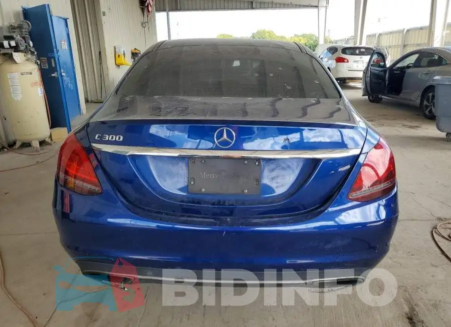 55SWF8DB1KU294417 Photo# 6