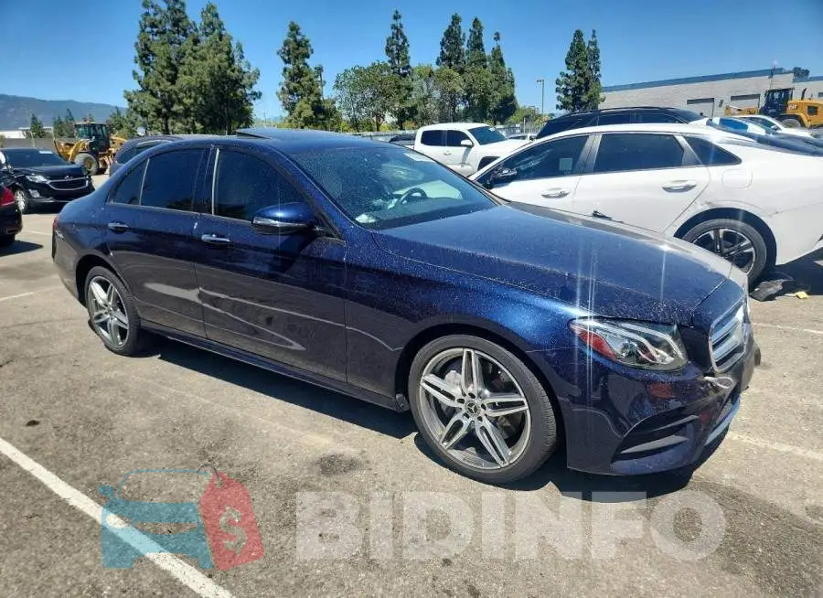 WDDZF8DB2LA711817 Photo# 4
